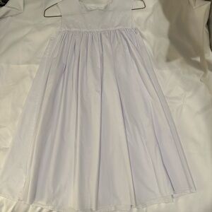 Elegant White Sleeveless Dress